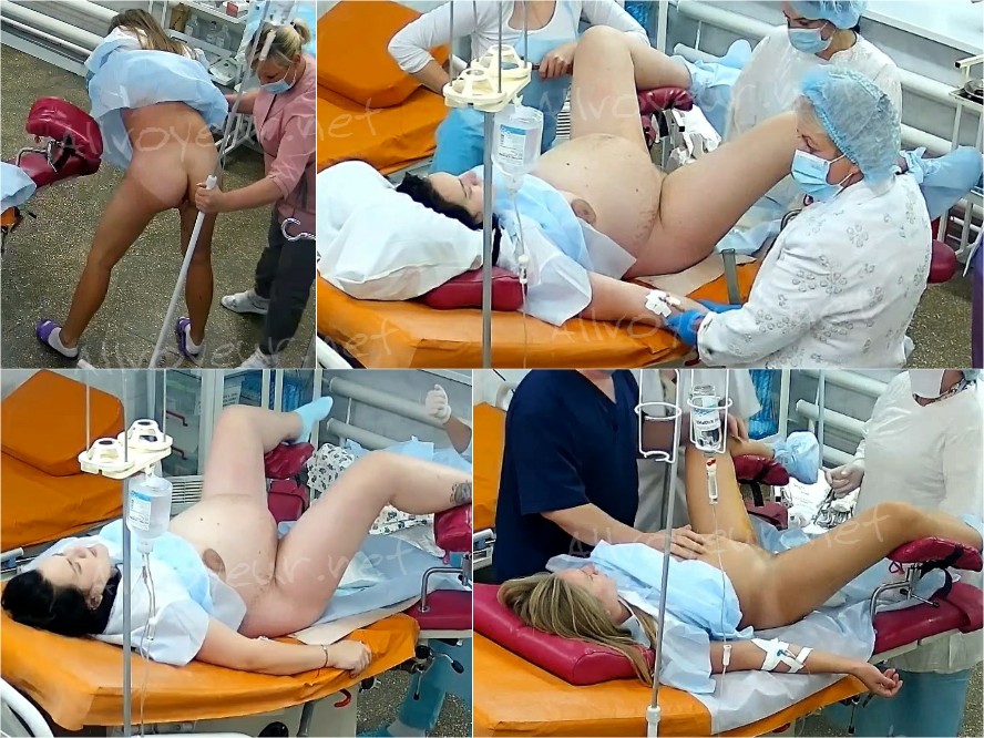 Vaginal_exam_women_in_maternity_hospital_19