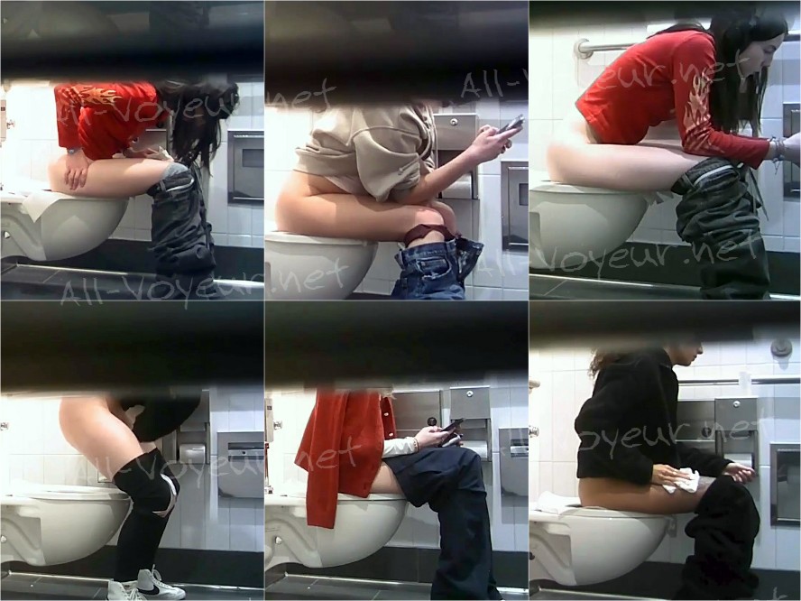 Hot Girls In Student Toilet 10-13