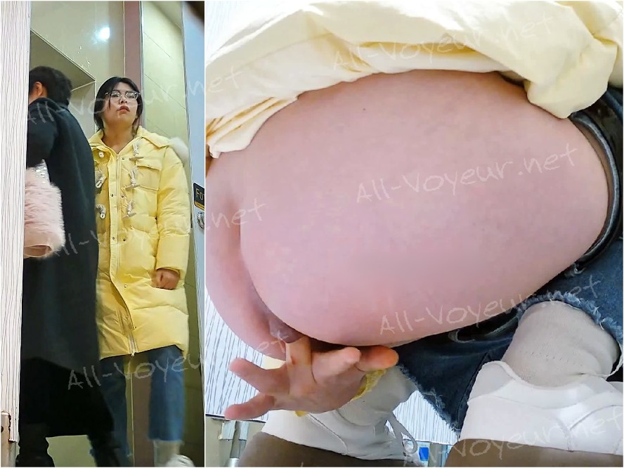 【极品厕拍】眼睛美女便秘无奈用手指扣半天才出来一点