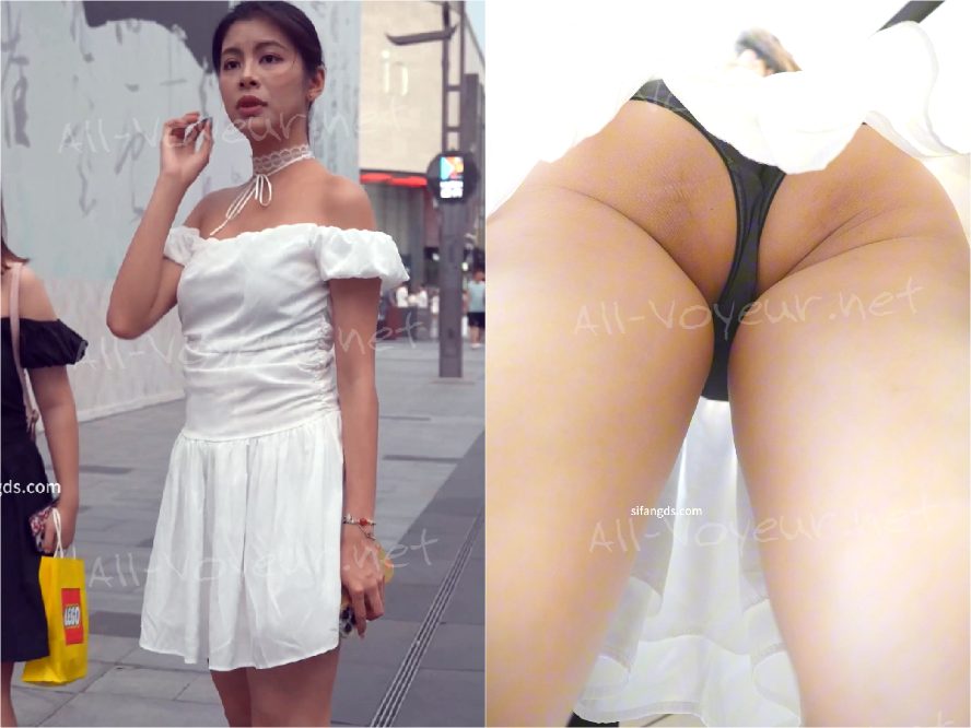 最高級のデカ尻娘。ミルクティーを買うために列に並び、CDをゲット。清潔な白い下着