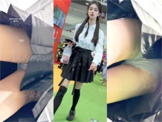 KFC_Calcetines_por_encima_de_la_rodilla