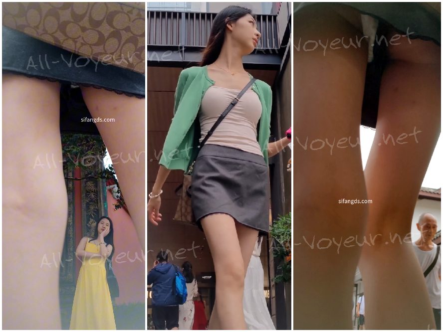 2人とも白い下着を身につけて一緒に写真を撮っていた。