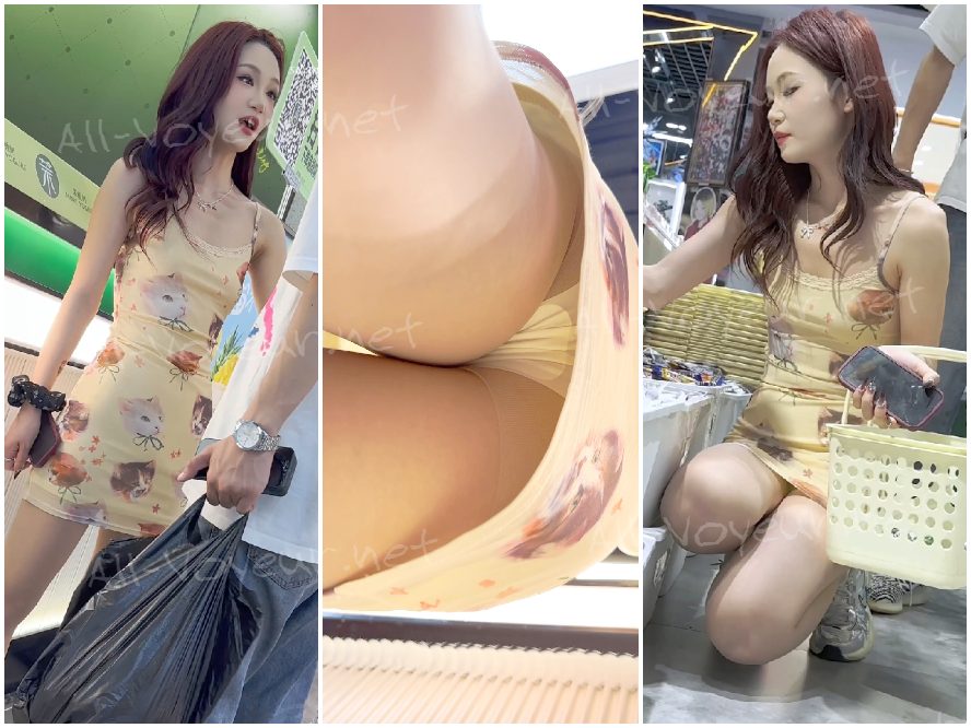 ロリータ ドレスを着た女子高生がダンスをぼんやりと見つめている。透け感のある白いストッキング、かわいい黒い犬のランジェリー、CD。