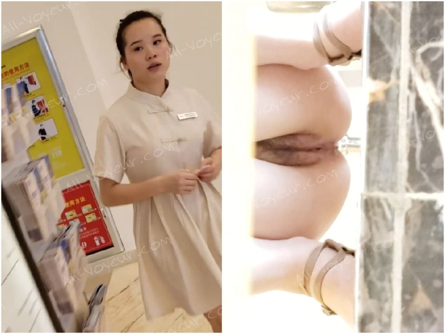 ホテルの女性用トイレを隠しカメラで捉えたパノラマ映像 ❤️ 美人ウェイトレスの、うっすらと産毛が生えた、滑らかで柔らかそうなマンコ
