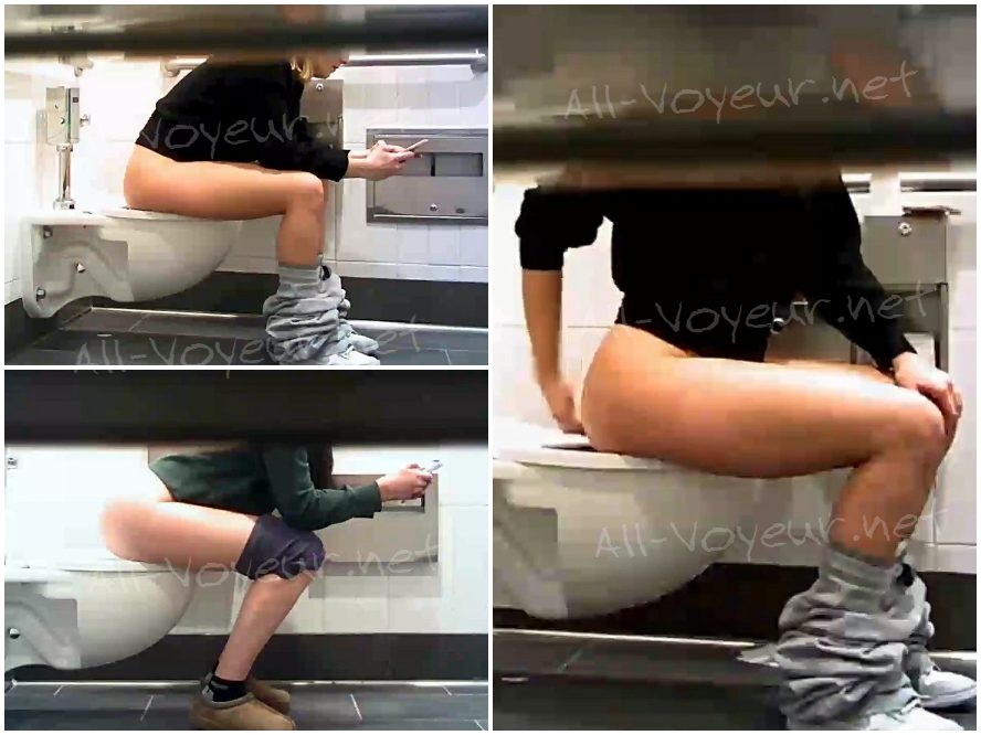 Hot Girls On Student Toilet 4-6