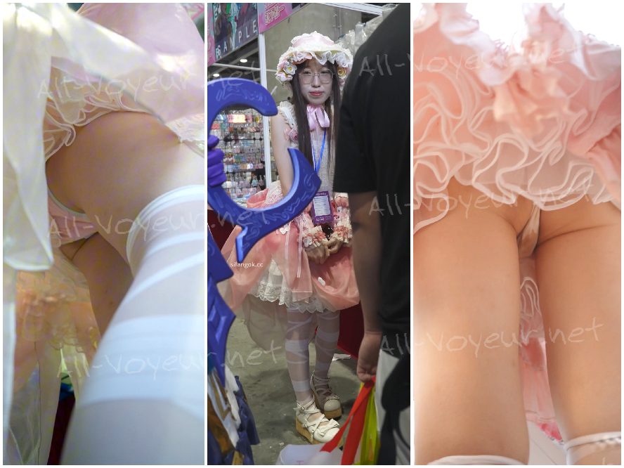 ヤオ・メイがピンクの下着を着て買い物をする若い女性のコスプレをしています。CDの前面と背面からのローアングルショット。