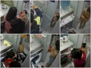 房东儿子浴室门口偷装❤️监控摄像头偷拍几个合租房的打工妹洗澡忘关门走光